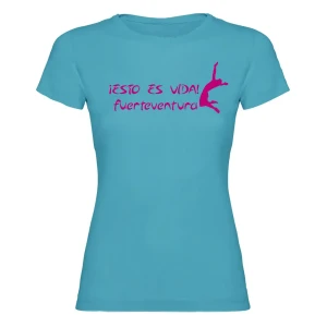 camiseta turquesa con fucsia
